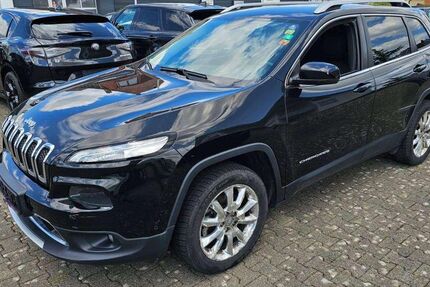 Jeep Cherokee 257.590 km 6.500 &euro; Mönchweiler 78087