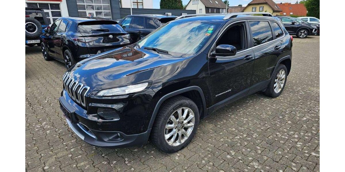 Jeep Cherokee 257.590 km 6.500 &euro; Mönchweiler 78087