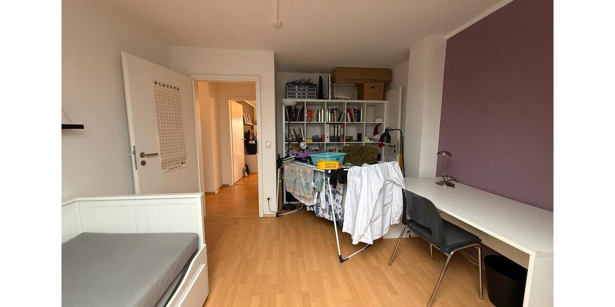 Dachgeschoßwohnung Duisburg Duisburg-Mitte - 3.5 Zimmer, 65 m&sup2;, 119.000&euro; | Angebot:25908168