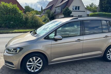 VW Touran 180.000 km 9.700 &euro; Stelle 21435