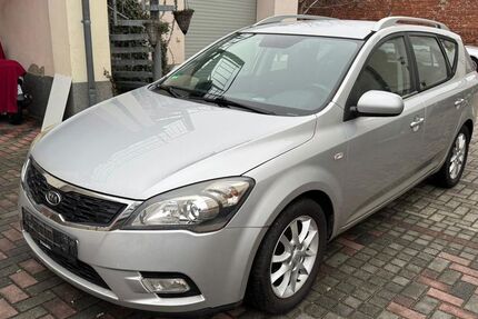 Kia ceed / Ceed 125.000 km 4.999 € Dresden 01139
