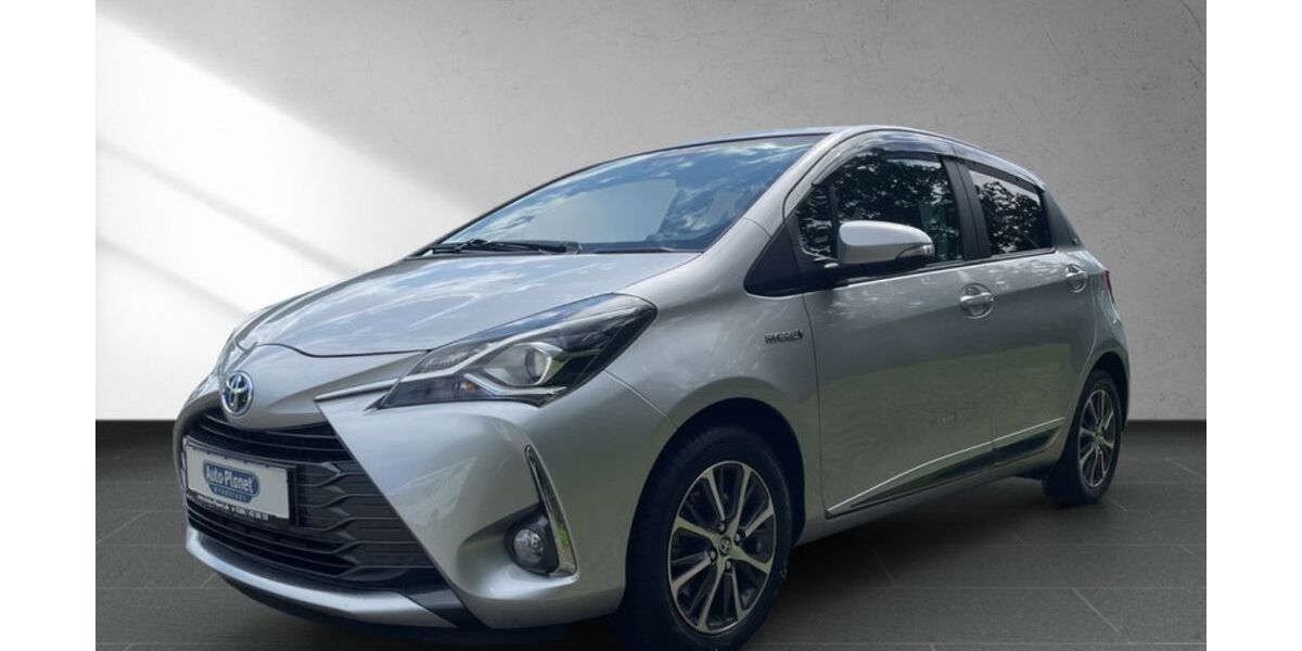 Toyota Yaris 19.237 km 16.990 &euro; Gera 07554