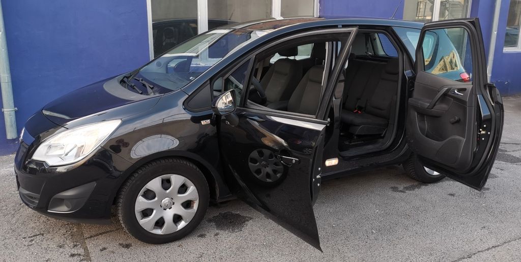 Opel Meriva 169.000 km 3.999 &euro; Berlin 13405