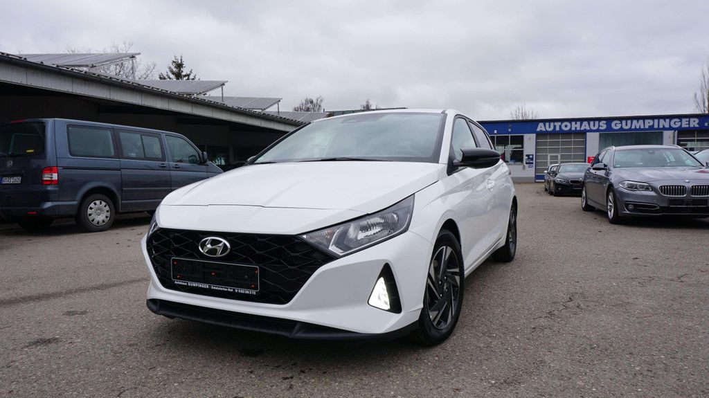 Hyundai i20 25.200 km 16.500 &euro; Dinkelscherben 86424