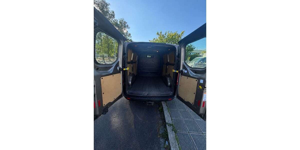 Ford Transit Custom 242.847 km 8.200 &euro; Nürnberg 90475