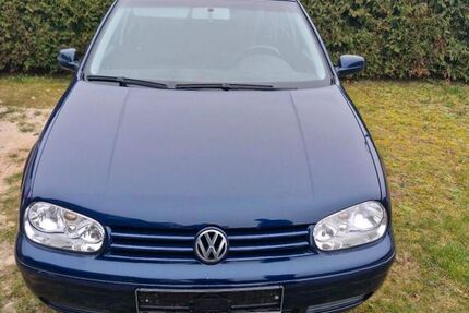 VW Golf 191.000 km 1.650 &euro; Cloppenburg 49661