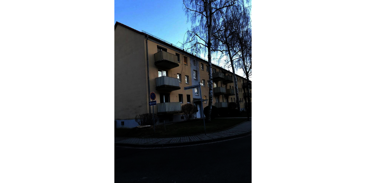 Etagenwohnung Hohenmölsen - 7 Zimmer, 150 m&sup2;, 149.000&euro; | Angebot:26827525