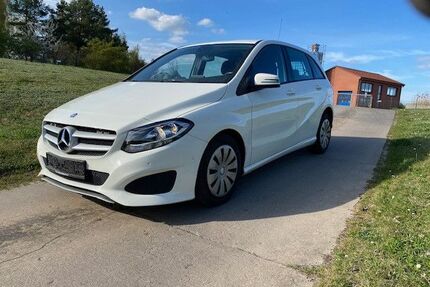 Mercedes B 220