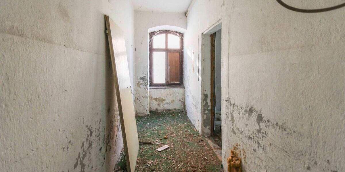 Mehrfamilienhaus, Wohnhaus Klipphausen Gauernitz - 8 Zimmer, 159.000&euro; | Angebot:24778203