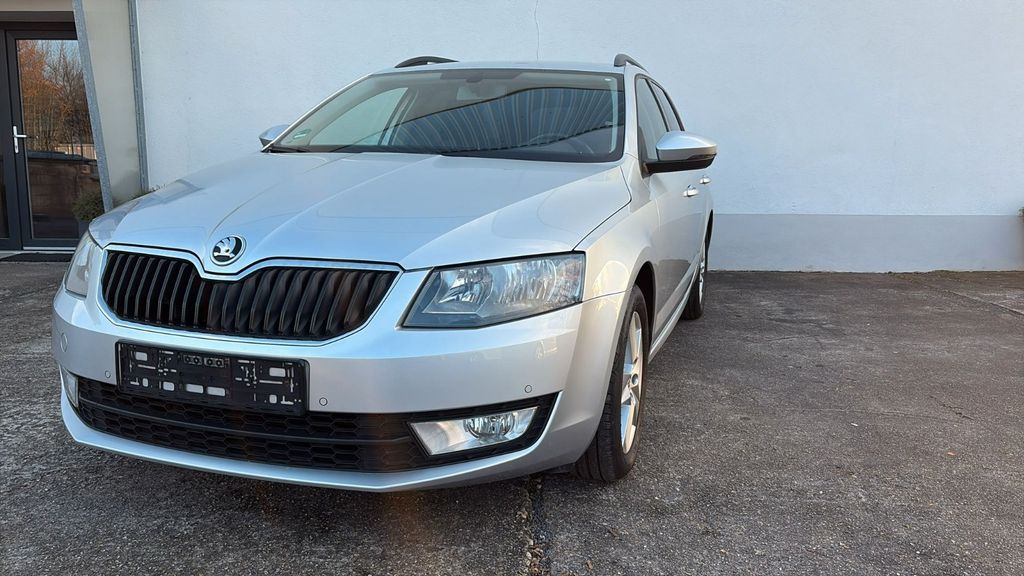 Skoda Octavia 151.746 km 9.400 &euro; Gera 07546