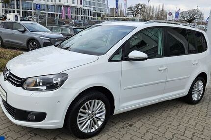 VW Touran 157.990 km 11.999 &euro; Wolfsburg 38446