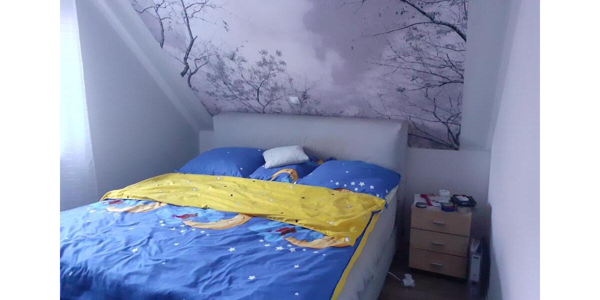 Dachgeschoßwohnung Neustadt an der Waldnaab - 3 Zimmer, 90 m&sup2;, 800&euro; | Angebot:25104520