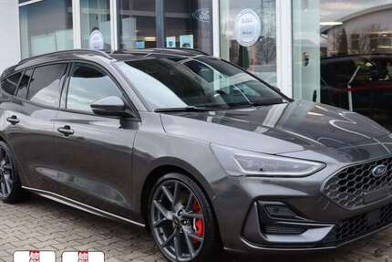 Ford Focus 18.000 km 33.980 &euro; Cham 93413