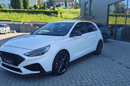 Hyundai i30 71.935 km 28.499 &euro; Mittenaar 35756