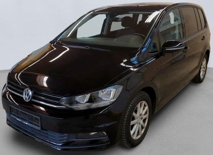 VW Touran 150.000 km 11.749 &euro; Gummersbach (Zwischen Toom Markt und ATU) 51645