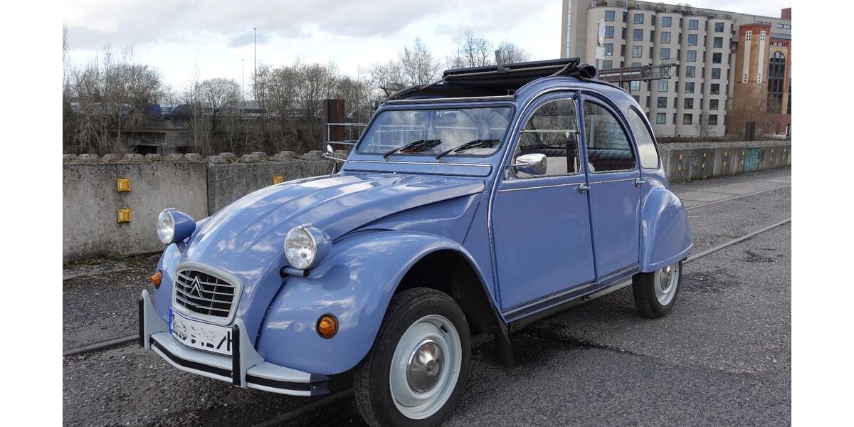 Citroen 2 CV 105.035 km 16.000 &euro; Düsseldorf 40477