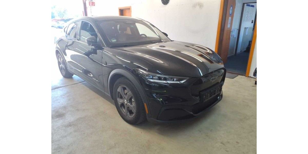 Ford Mustang Mach-E 95.040 km 24.500 &euro; Hennef 53773