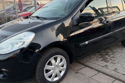 Renault Clio 256.000 km 2.200 &euro; Saarlouis 66740
