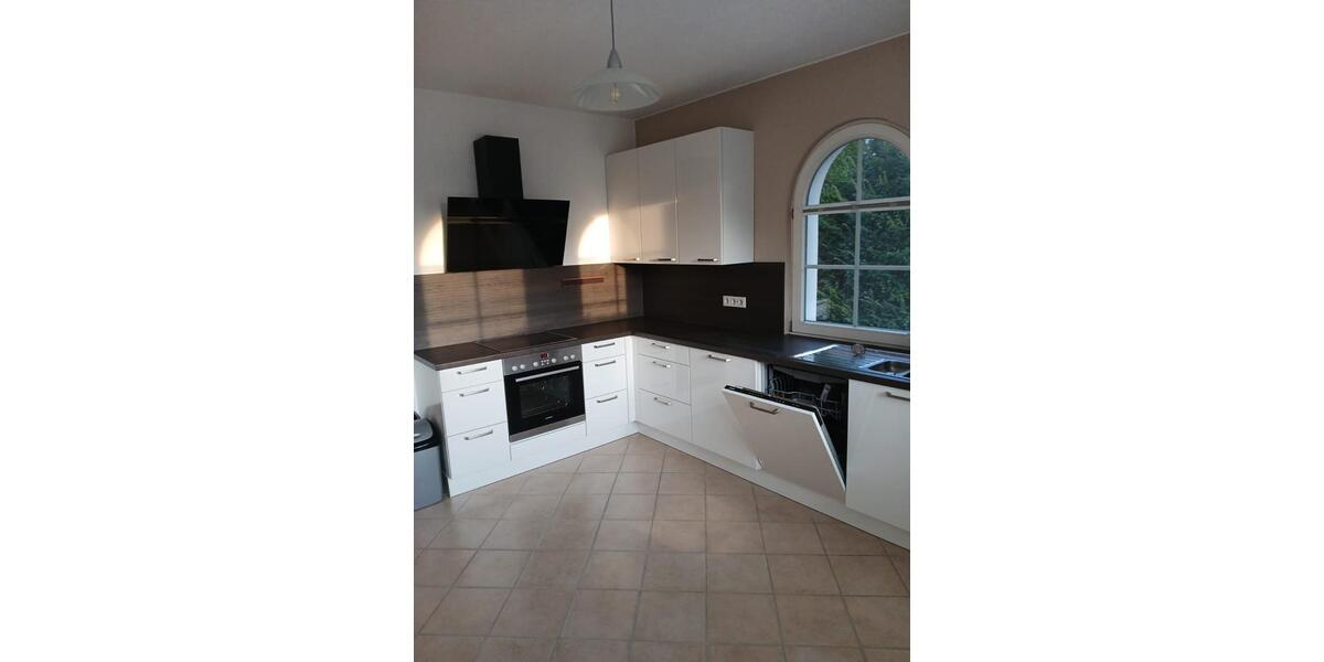 Einfamilienhaus Eiterfeld - 5 Zimmer, 200 m&sup2;, 1.600&euro; | Angebot:24867591