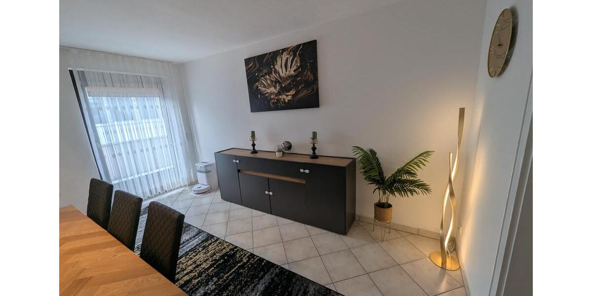 Dachgeschoßwohnung Köln Porz - 4 Zimmer, 94 m&sup2;, 1.310&euro; | Angebot:26285617