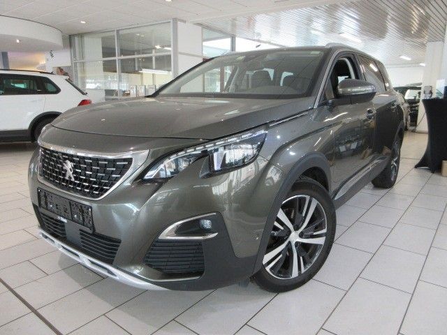 Peugeot 5008 114.270 km 17.450 &euro; Schöningen 38364