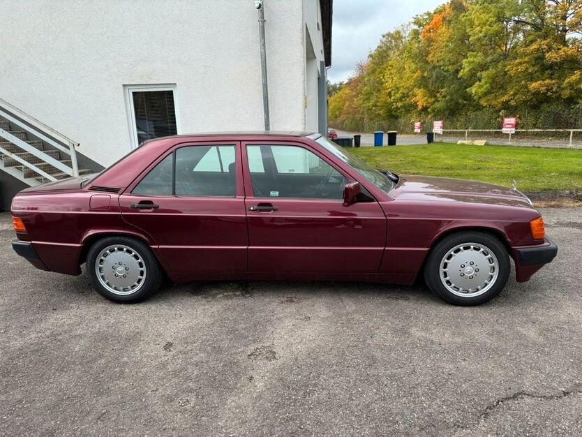 Mercedes-Benz 190 271.800 km 6.999 € Walldürn 74731