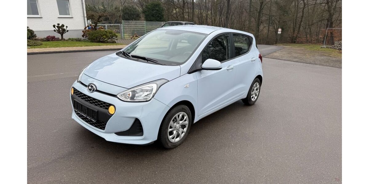Hyundai i10 19.520 km 10.200 &euro; Boppard 56154