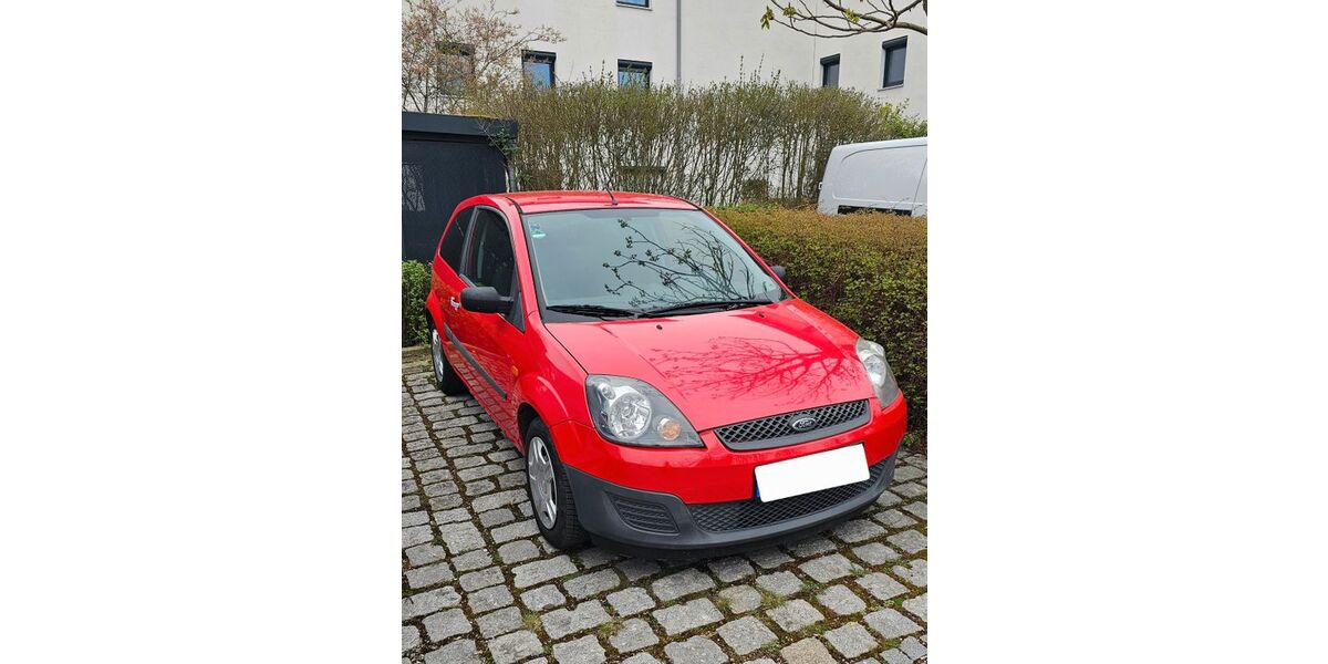 Ford Fiesta 165.000 km 1.650 &euro; Erding 85435