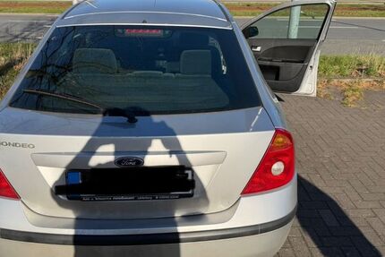 Ford Mondeo 245.000 km 899 &euro; Bremen 28237