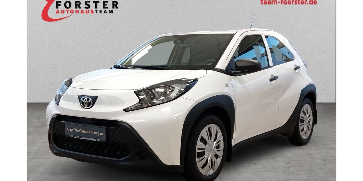 Toyota Aygo (X) 31.501 km 13.333 &euro; Pirna 01796