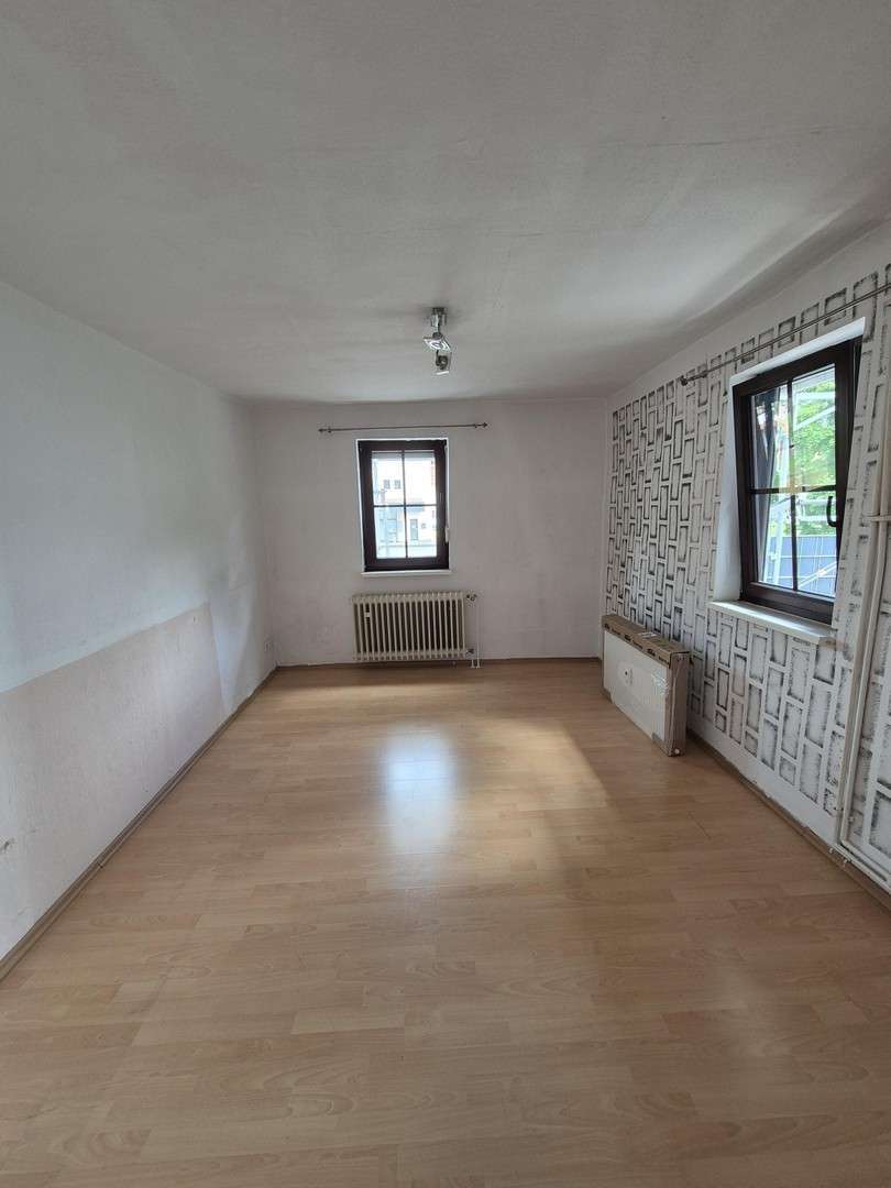 Haus zum Mieten in Sinntal 700 € 91.23 m² 5 zimmer