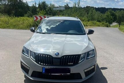 Skoda Octavia 144.000 km 16.500 &euro; Seßlach 96145