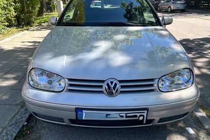 VW Golf 142.000 km 3.999 &euro; München 81245