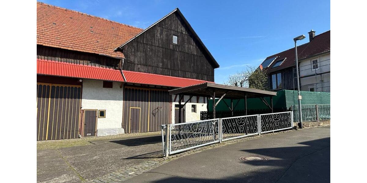 Einfamilienhaus Grünberg - 10 Zimmer, 260 m&sup2;, 285.000&euro; | Angebot:24596617