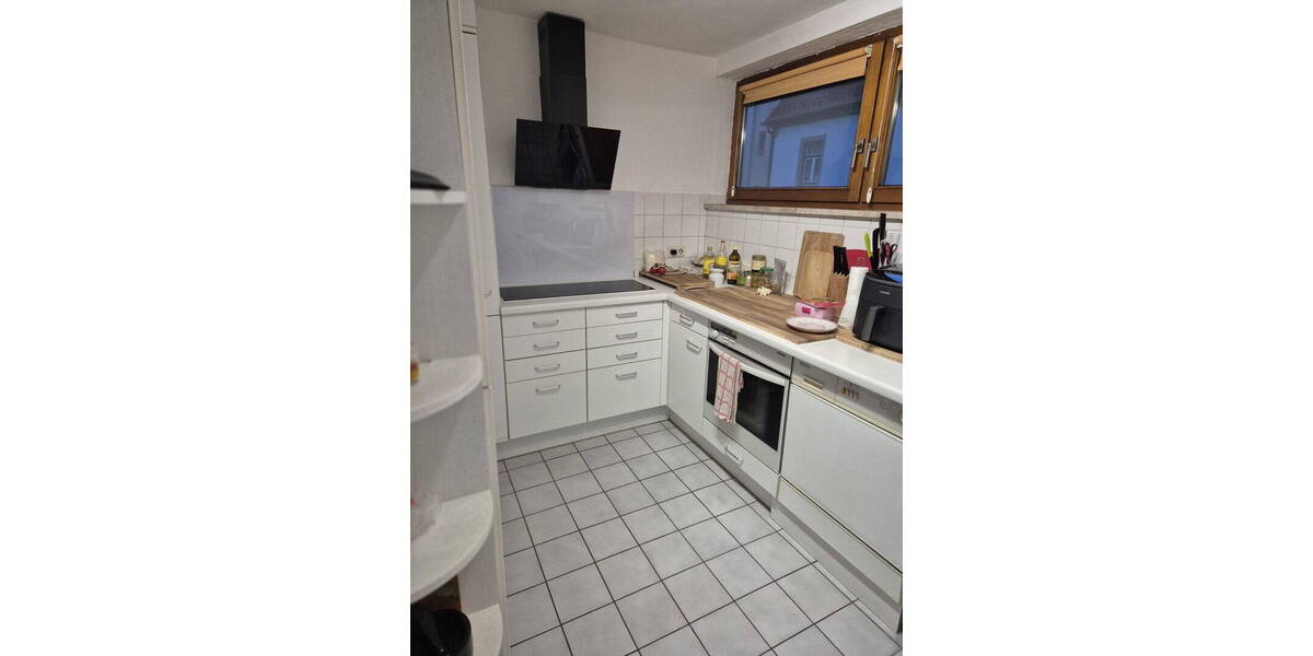 Etagenwohnung Ulm Mitte - 3 Zimmer, 103 m&sup2;, 1.270&euro; | Angebot:26740902