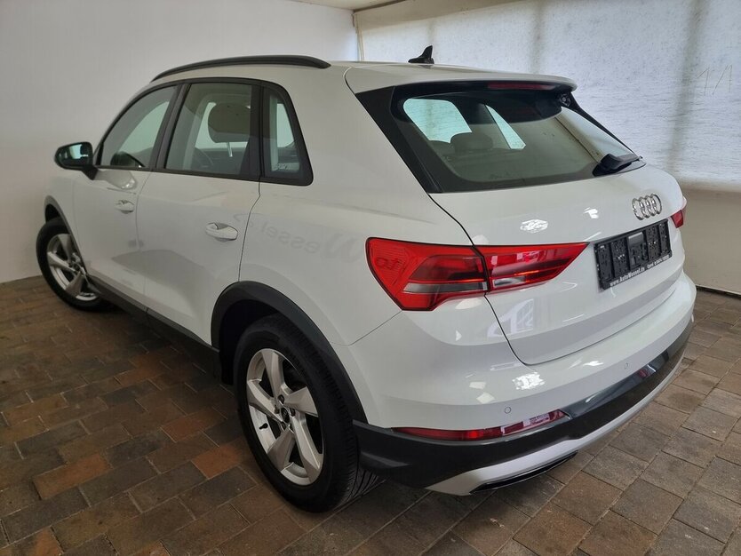 Audi Q3 35 TDI Advanced Prestige LED ACC APP schw.AHK 79.950 km 27.750 € Garrel 49681