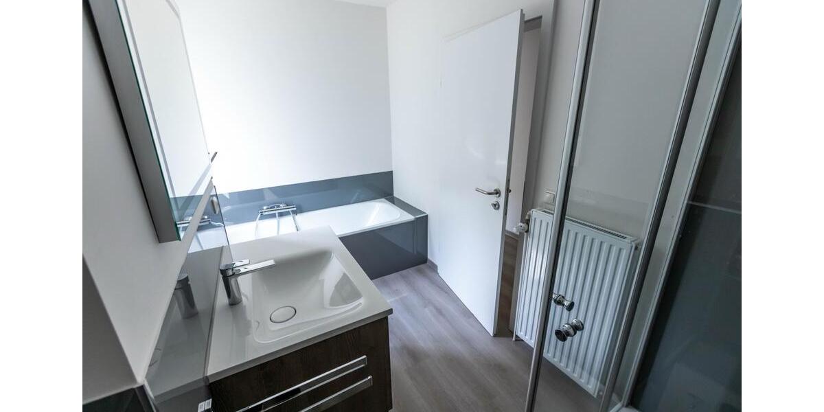 Hochparterre Flensburg Altstadt - 3 Zimmer, 83 m&sup2;, 275.000&euro; | Angebot:26882657