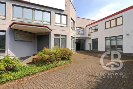 Halle in Wiehl 4.800 € 593 m² zimmer
