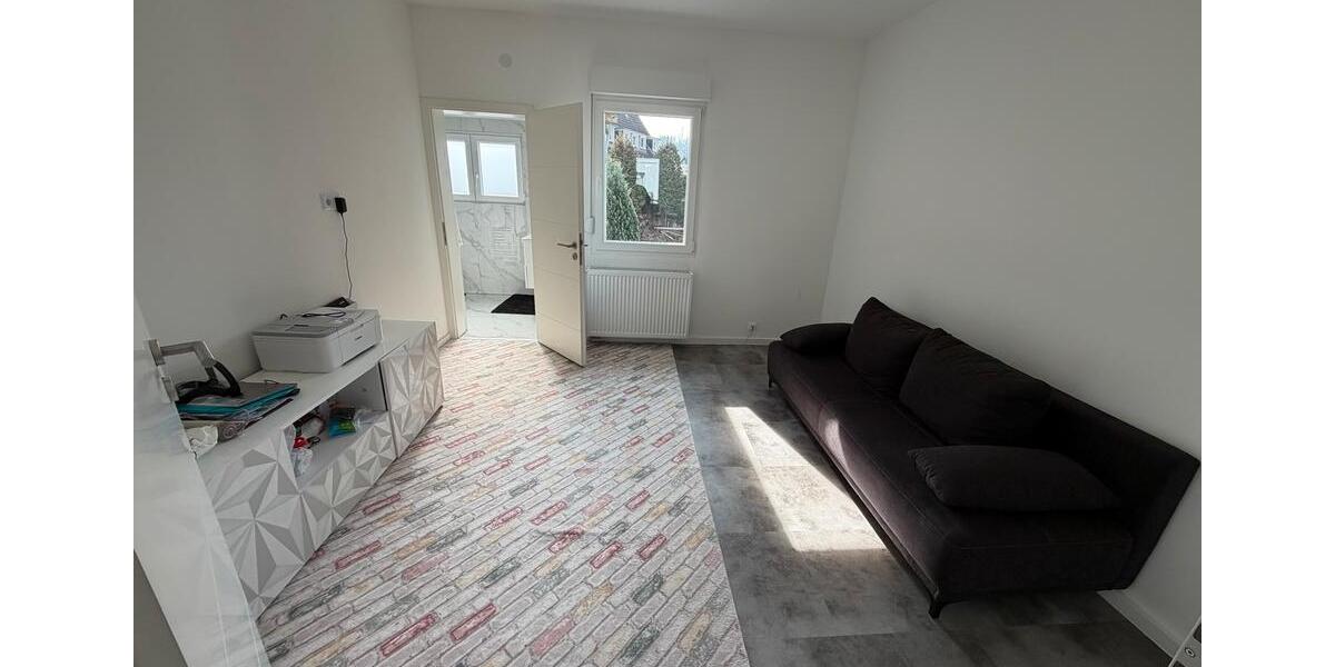 Einfamilienhaus Gummersbach Berstig Süd - 7 Zimmer, 140 m&sup2;, 349.000&euro; | Angebot:27014735