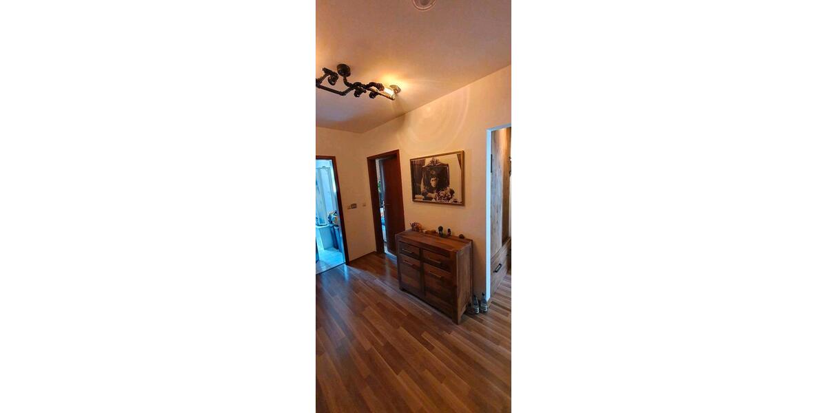 Etagenwohnung Radeberg - 3 Zimmer, 77 m&sup2;, 169.000&euro; | Angebot:26025184