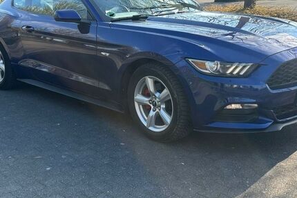 Ford Mustang 75.000 km 17.900 &euro; Köln 50769