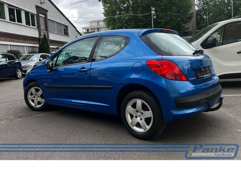 Peugeot 207 Urban Move*Klima*AHK*2-Hand*Radio* 83.854 km 1.980 € Berlin 13187