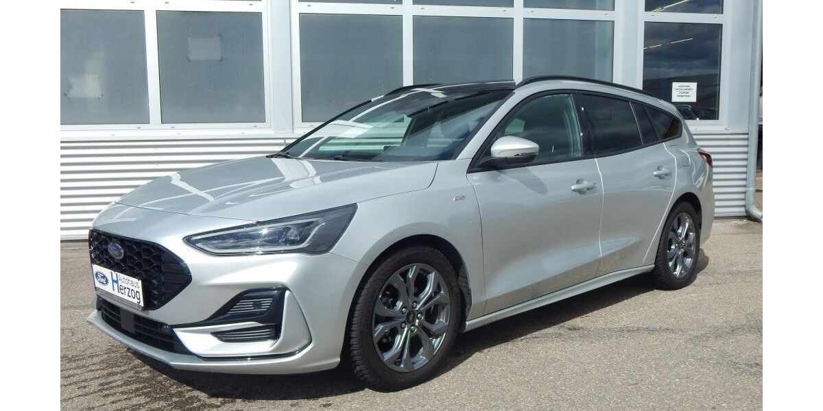 Ford Focus 13.415 km 24.490 &euro; Schramberg 78713