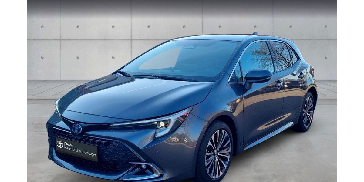 Toyota Corolla 10.379 km 27.900 &euro; Wingst 21789
