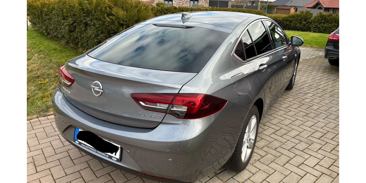 Opel Insignia 98.000 km 10.900 &euro; Bockhorn 26345