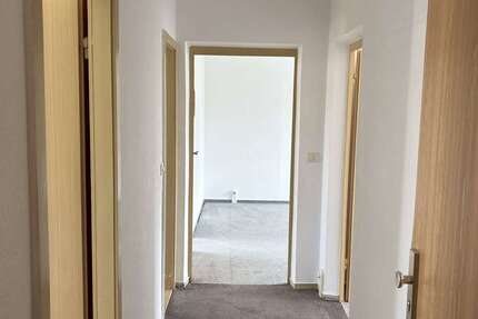 Wohnung Querfurt - 4 Zimmer, 71 m&sup2;, 415&euro; | Angebot:26869128