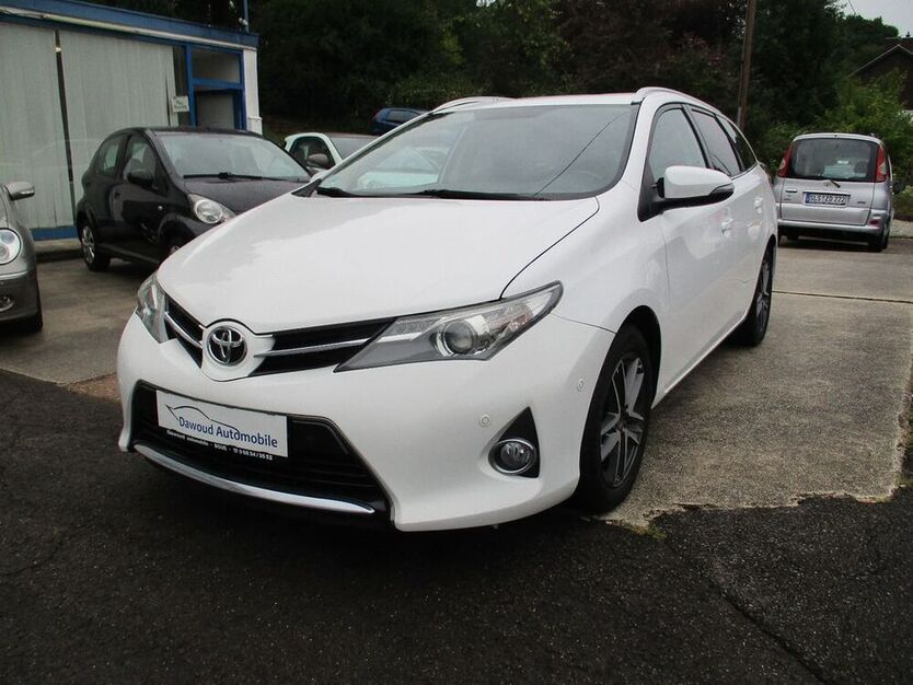 Auris