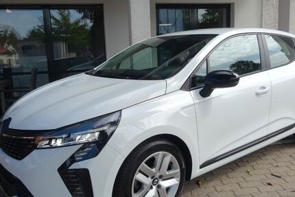 Renault Clio 38.000 km 13.990 &euro; Dresden 01217