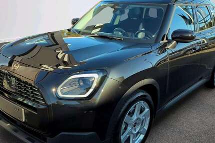Mini Countryman D 2.089 km 38.562 € München 80788