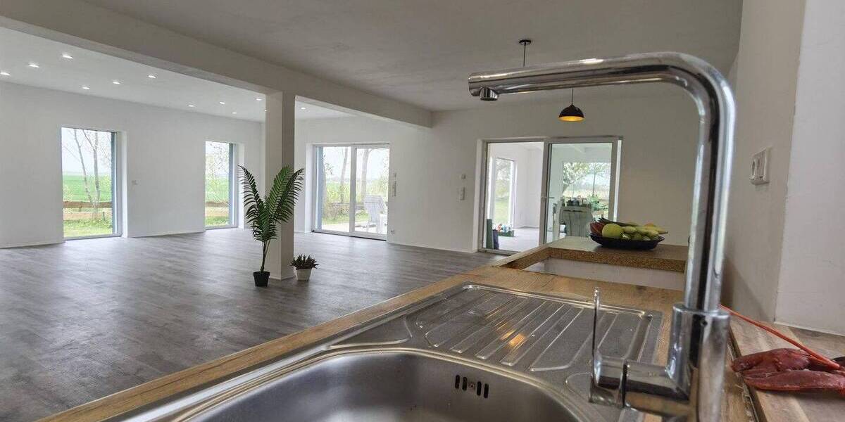 Einfamilienhaus Nordleda - 5 Zimmer, 243 m&sup2;, 490.000&euro; | Angebot:26886411
